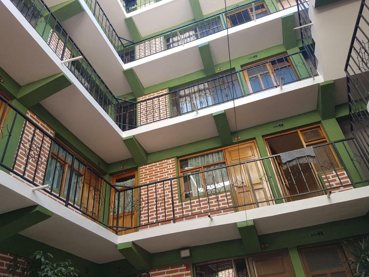 סוקרה Hostel Buen Descanso מראה חיצוני תמונה